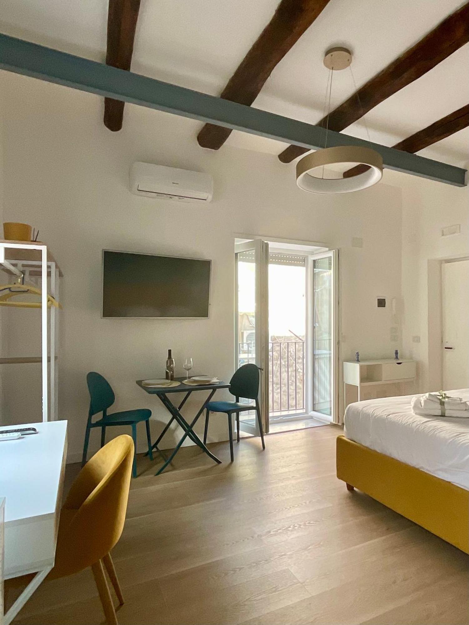 Teo A Toledo Apartment เนเปิลส์ ภายนอก รูปภาพ